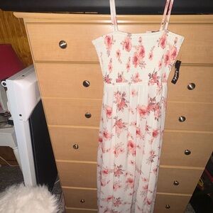 Floral Maxi Dress with Pink and White Design
